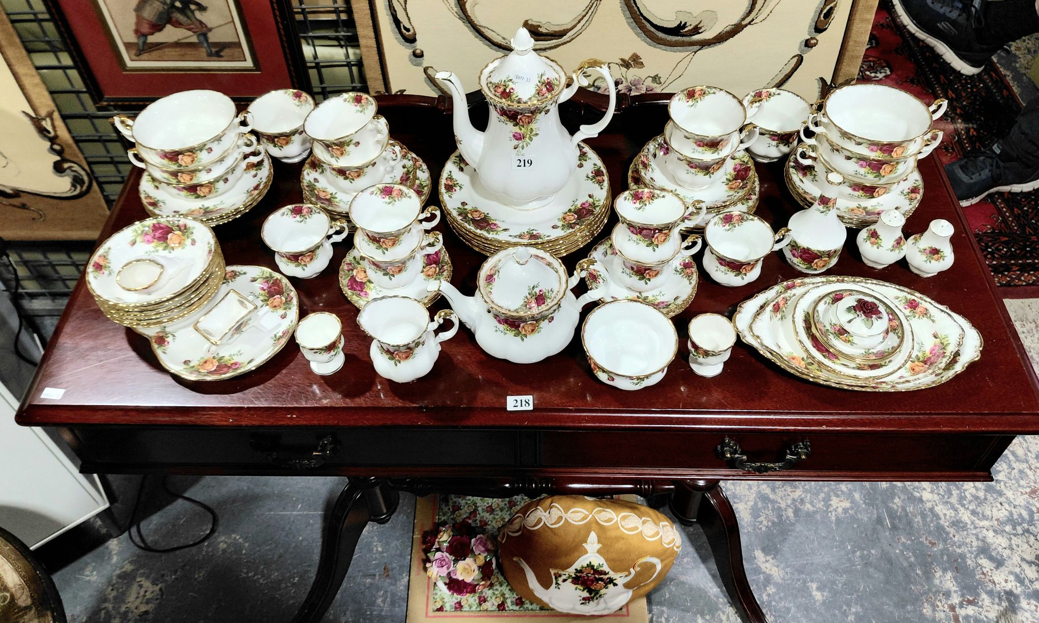 ROYAL ALBERT