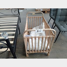 DAWN RATTAN COT WITH CUSHION - NATURAL