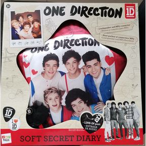 ONE DIRECTION SOFT SECRET DIARY CUSHION WITH LINE IN PORT - 51844/1731