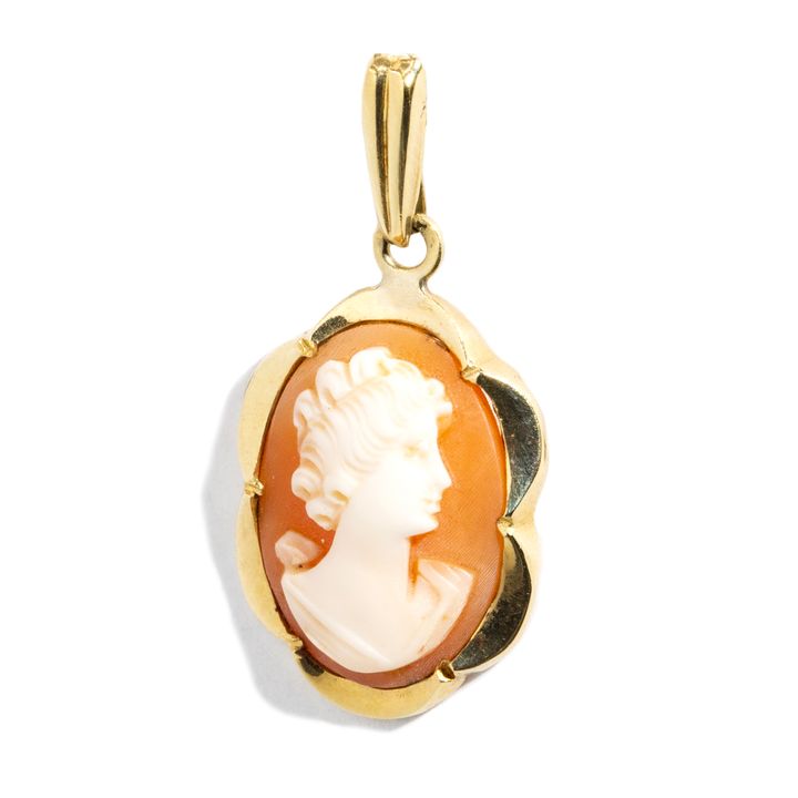 Vintage Cameo 14ct Gold Pendant,