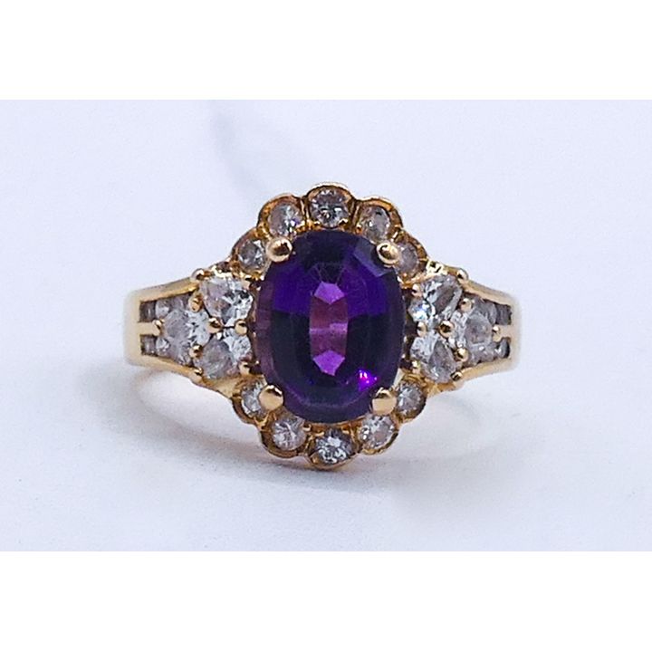 Ladies 14k Amethyst & Diamond Ring Size 5.5 - 4.6 Grams