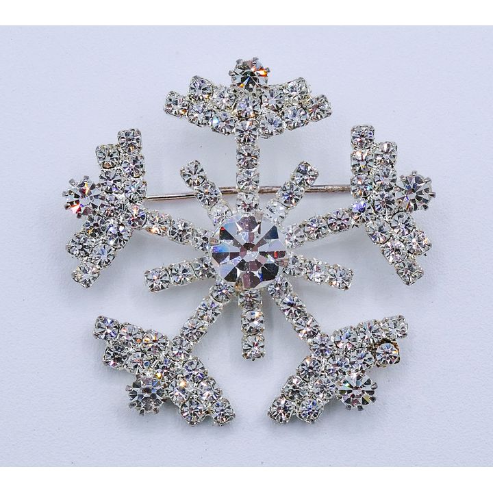 Vintage Eisenberg Ice Rhinestone Brooch in Box