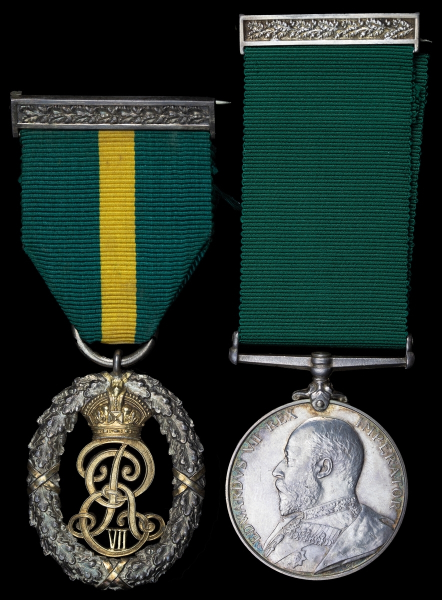 Pair: Major W. A. Innes, 4th (Roxburgh & Selkirk Rifle Volunteers ...
