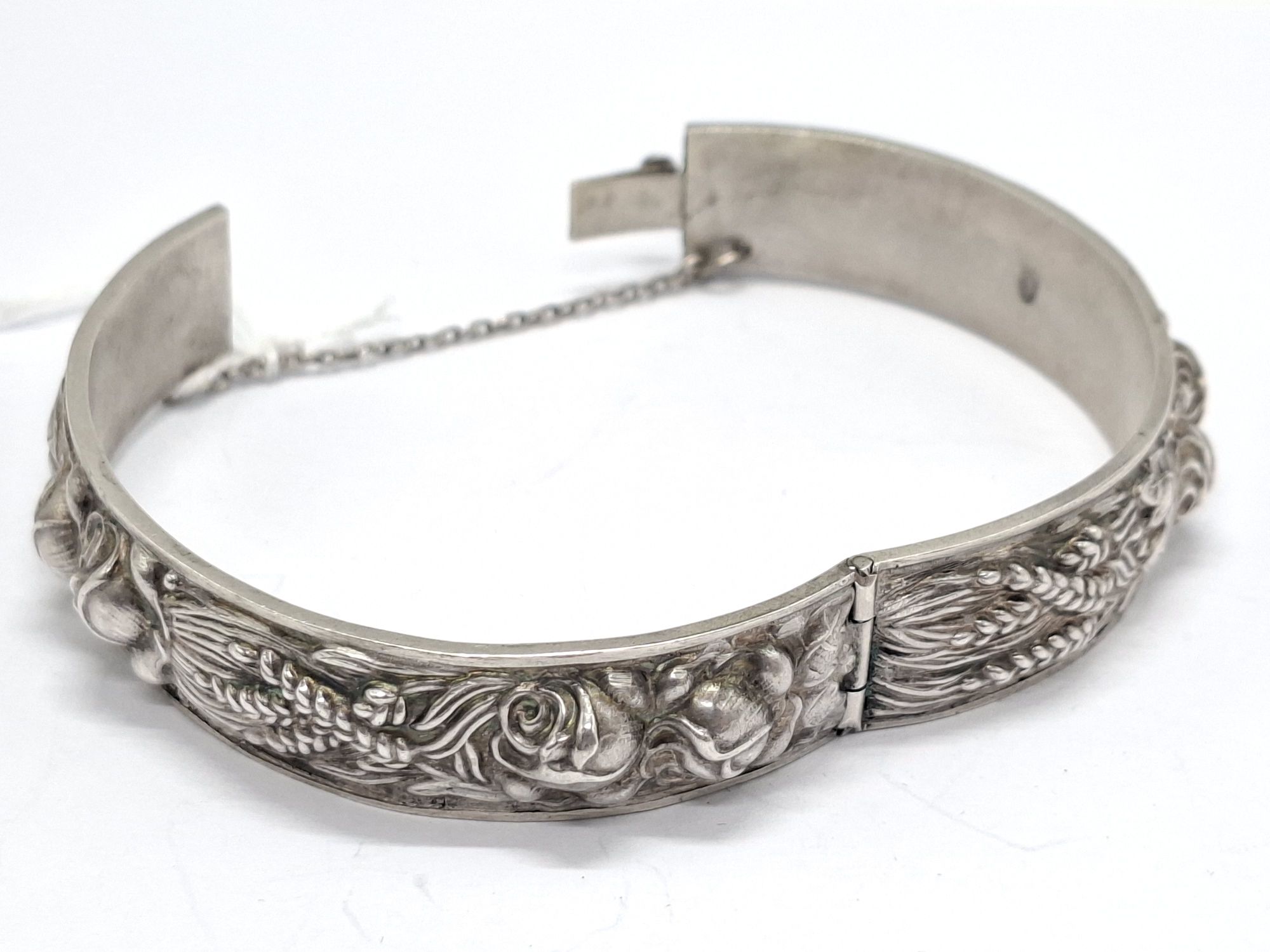 1035 · STERLING SILVER BANGLE