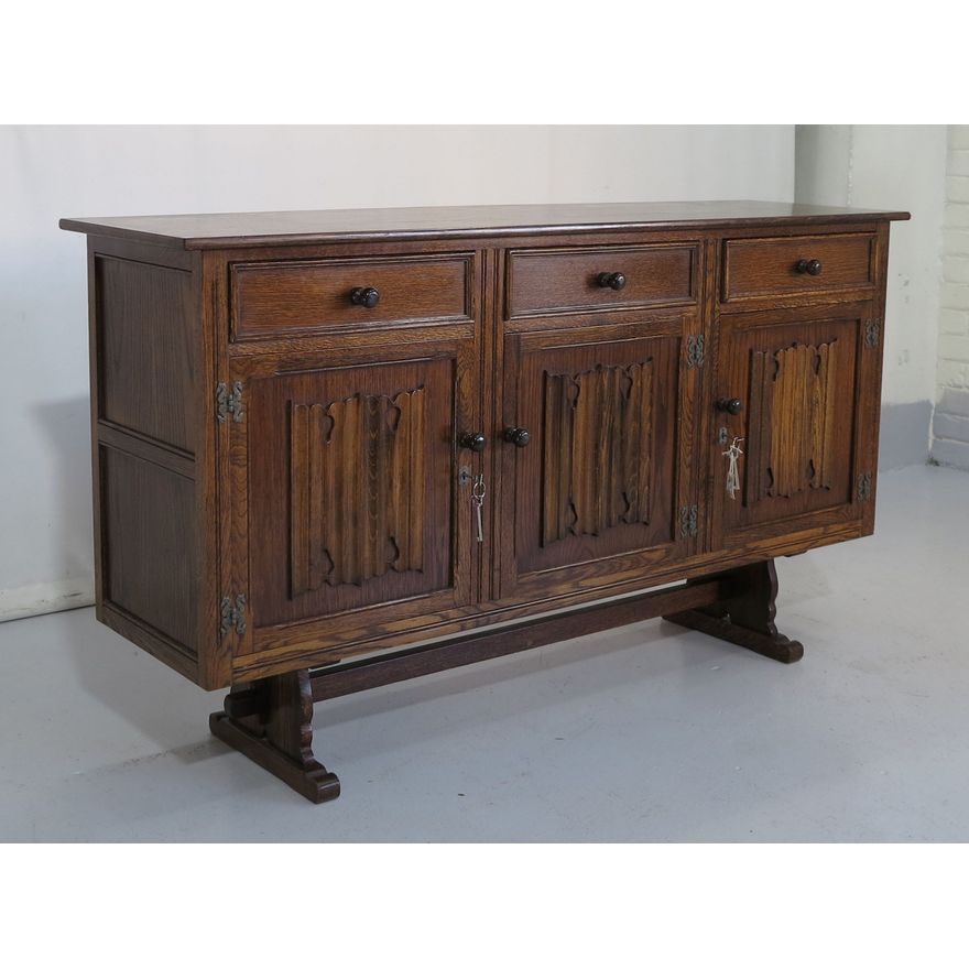 OAK SIDEBOARD