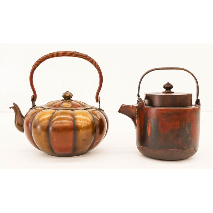 2pc Japanese Meiji Tea Kettles 6'' to 7''