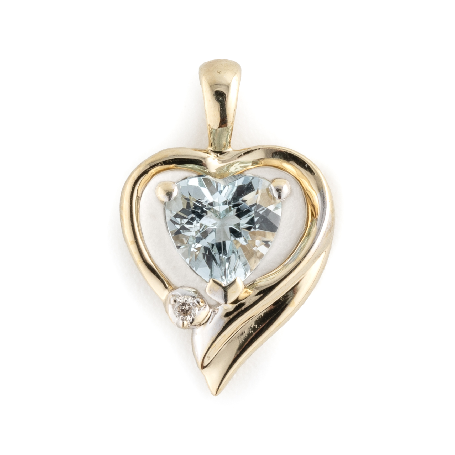 334 · Aquamarine & Diamond Heart Pendant