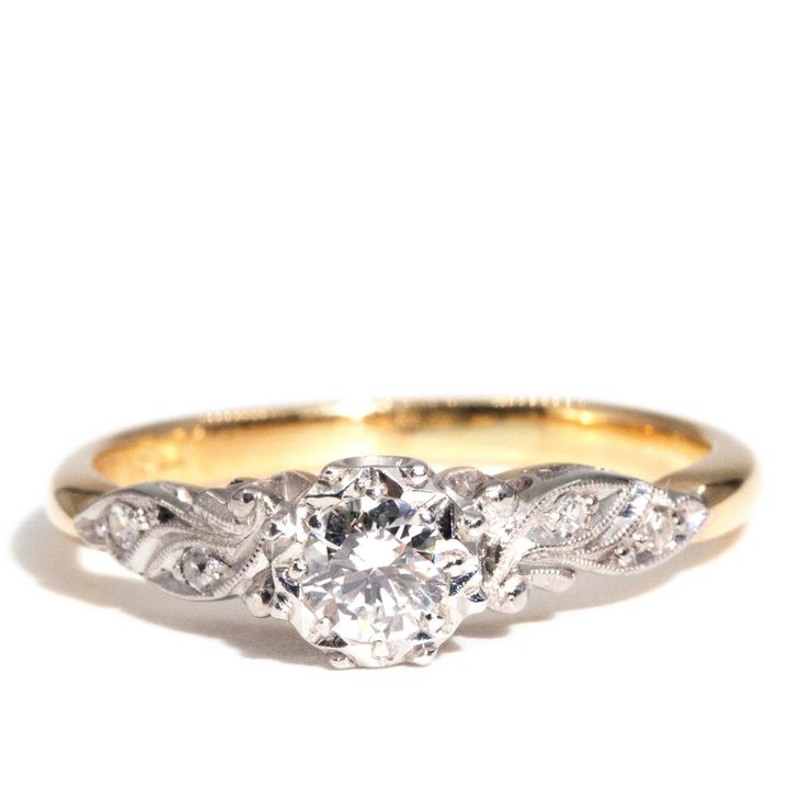 Diamond Vintage Ring in 18 Carat Gold