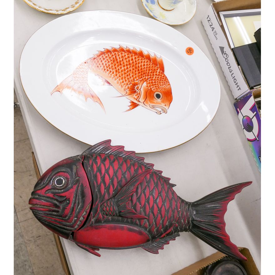 2pc Japanese Lacquered Fish Server and Tray- largest 16''