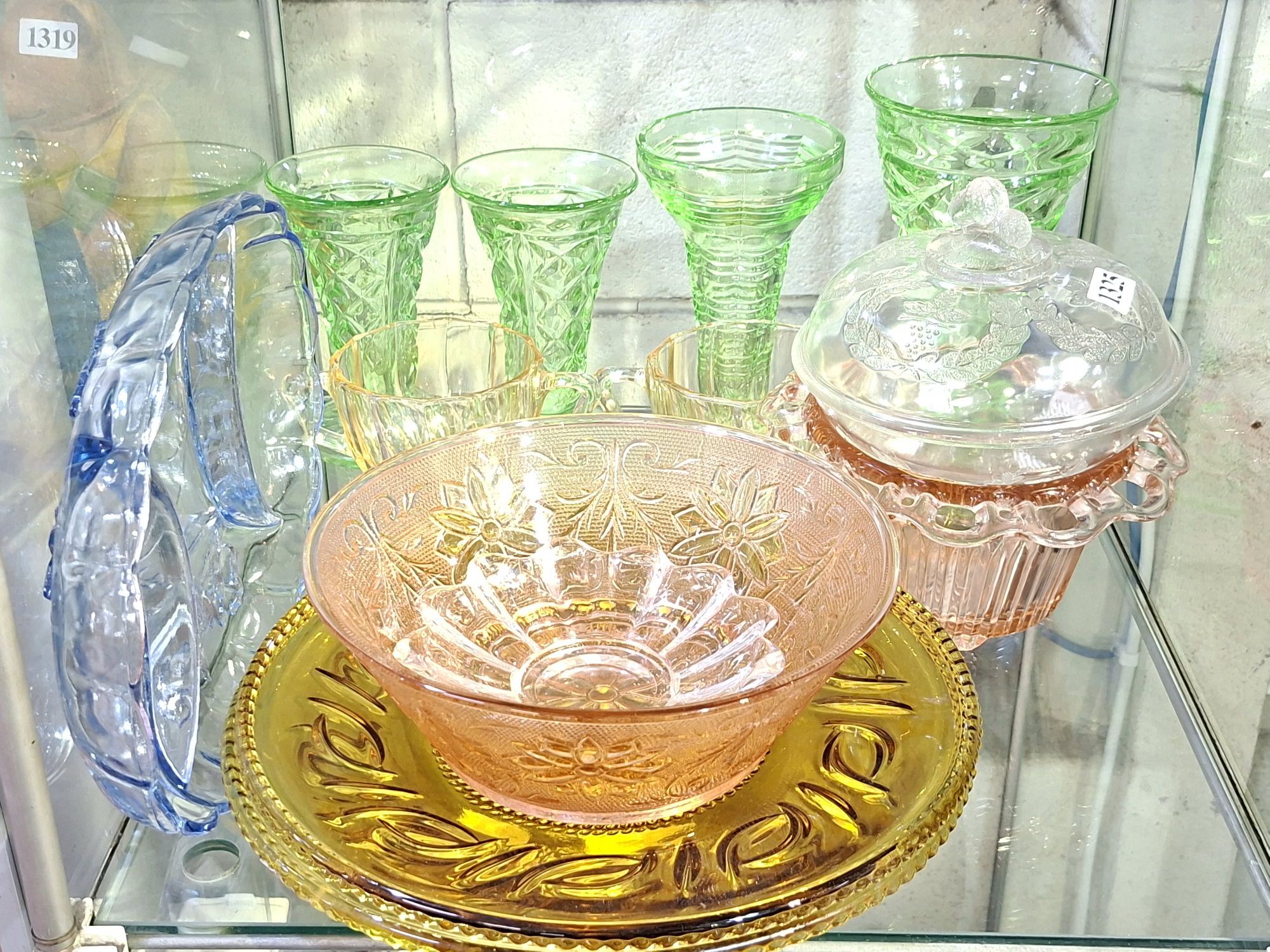 1325 · DEPRESSION GLASS COLLECTION