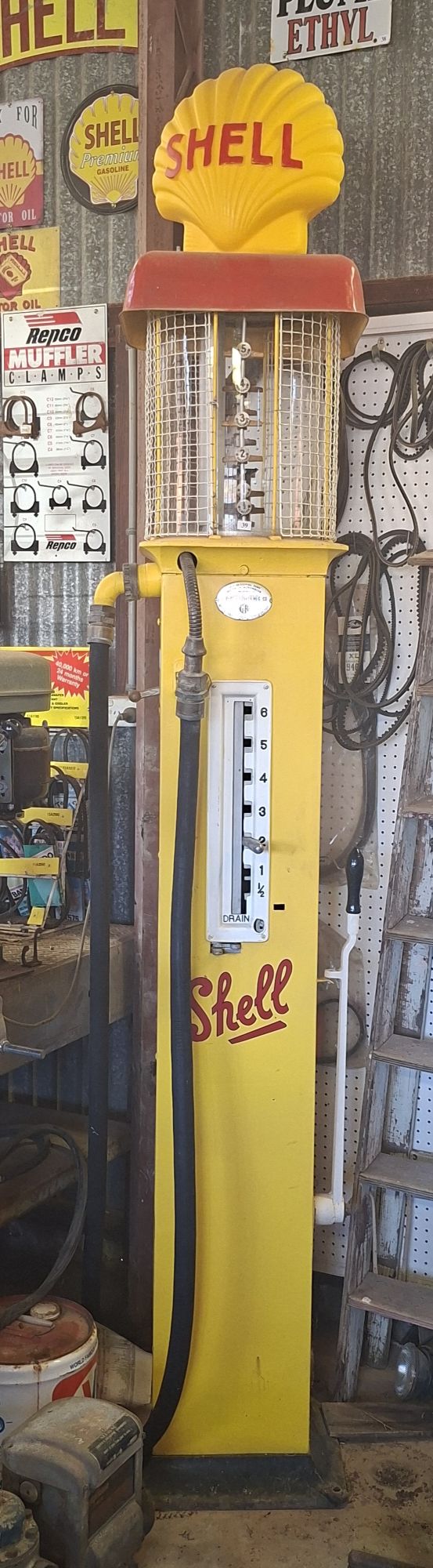 Vintage Shell Petrol Bowser