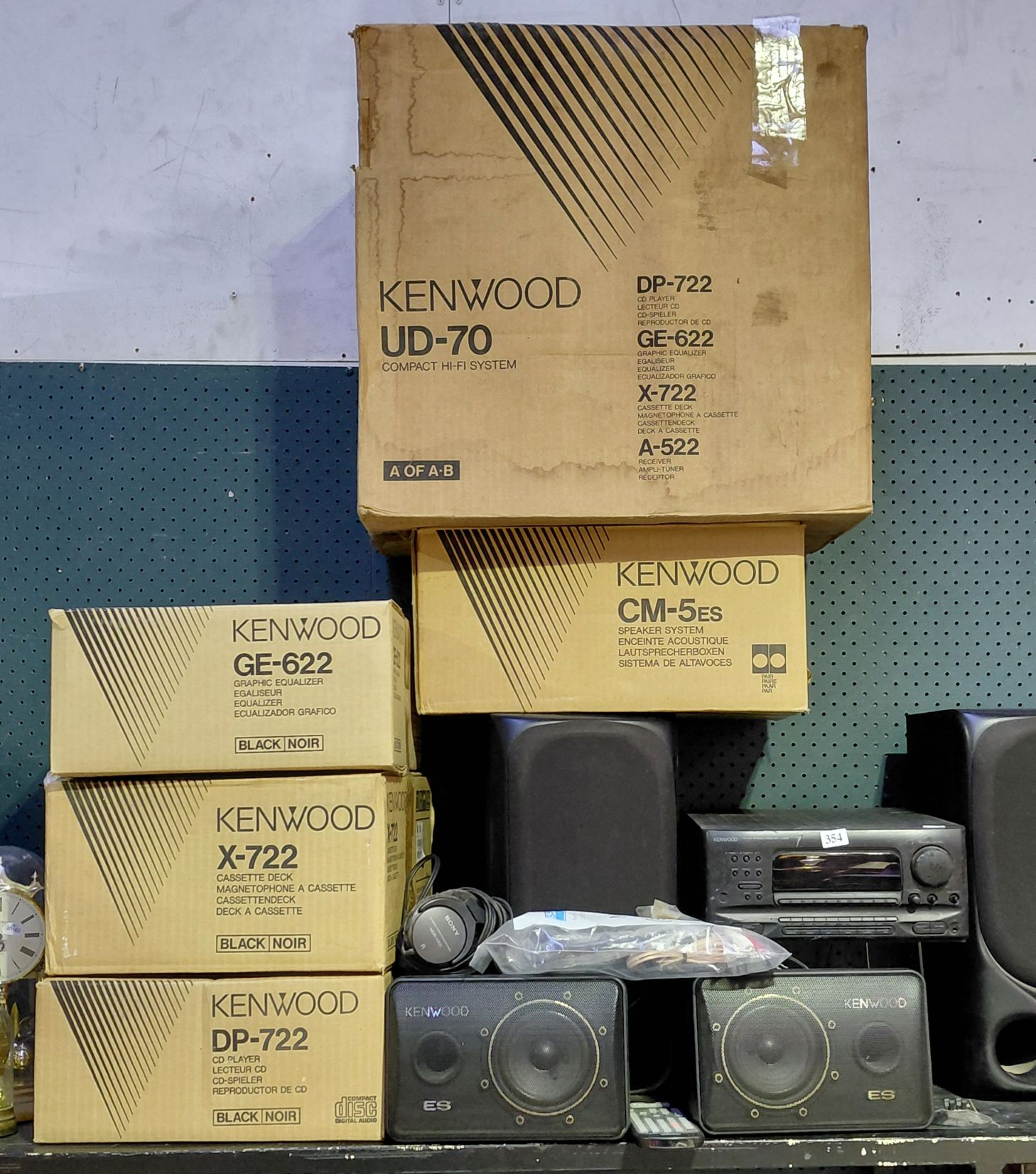KENWOOD STEREO AND SPEAKERS
