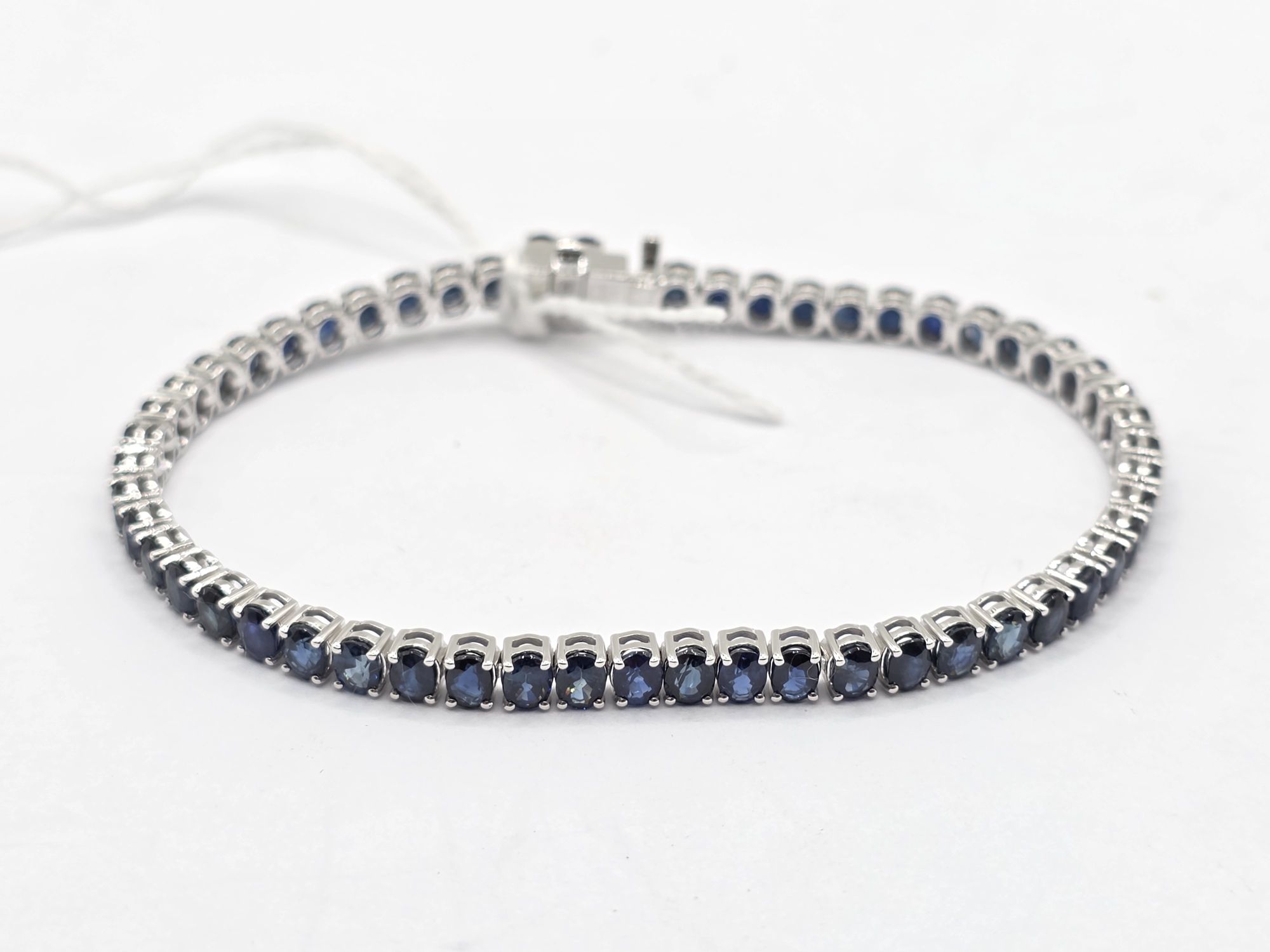 308 · 9CT GOLD LINE BRACELET