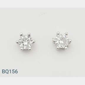 Sterling Silver 6 Claw Stud Earrings With Czs - 51533/257