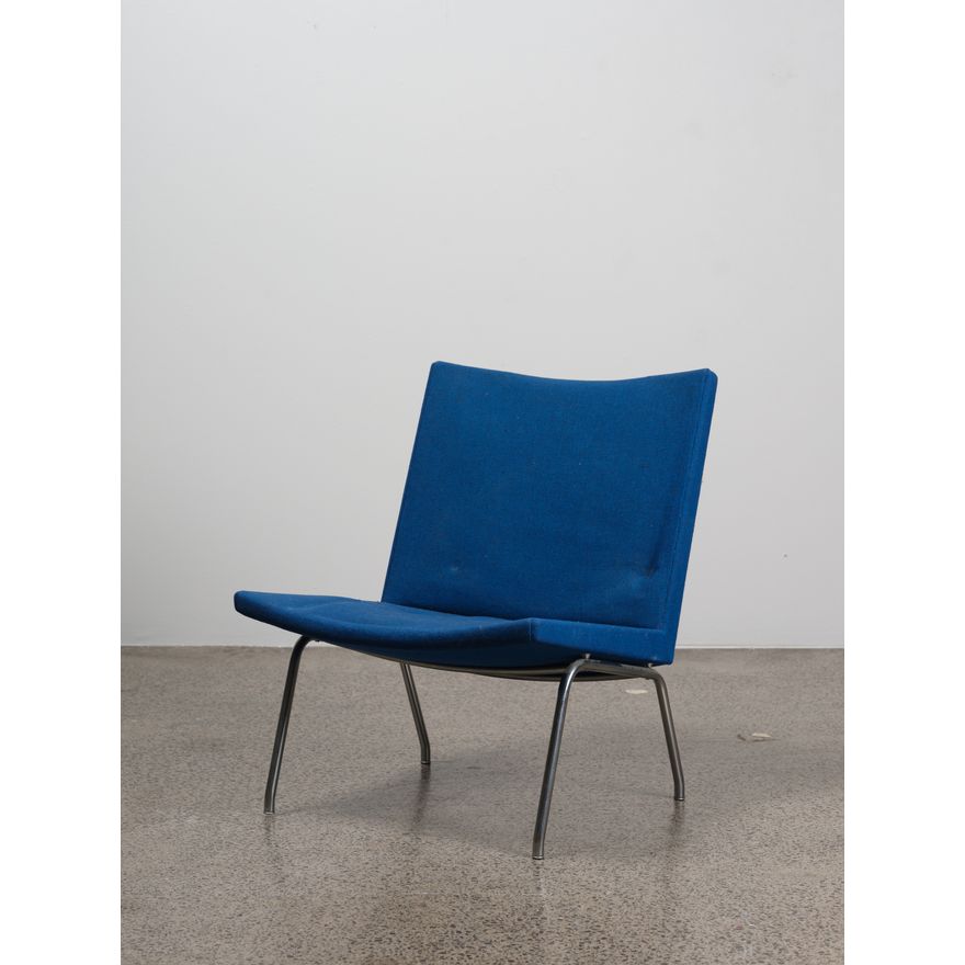 Hans Wegner for AP Stolen - A vintage ‘AP 40’ or ‘Airport Chair’