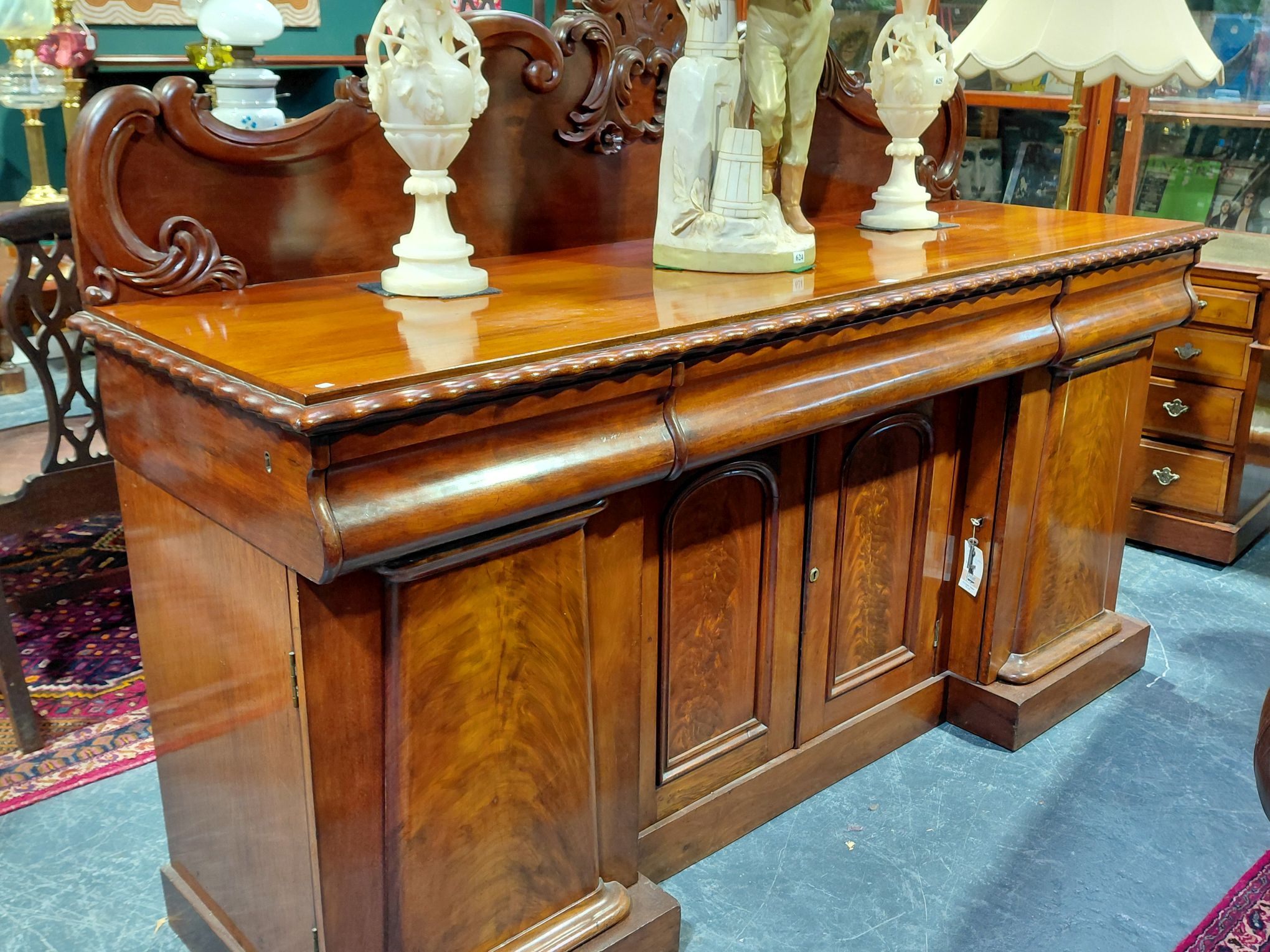 623 · MAHOGANY BREAKFRONT SIDEBOARD