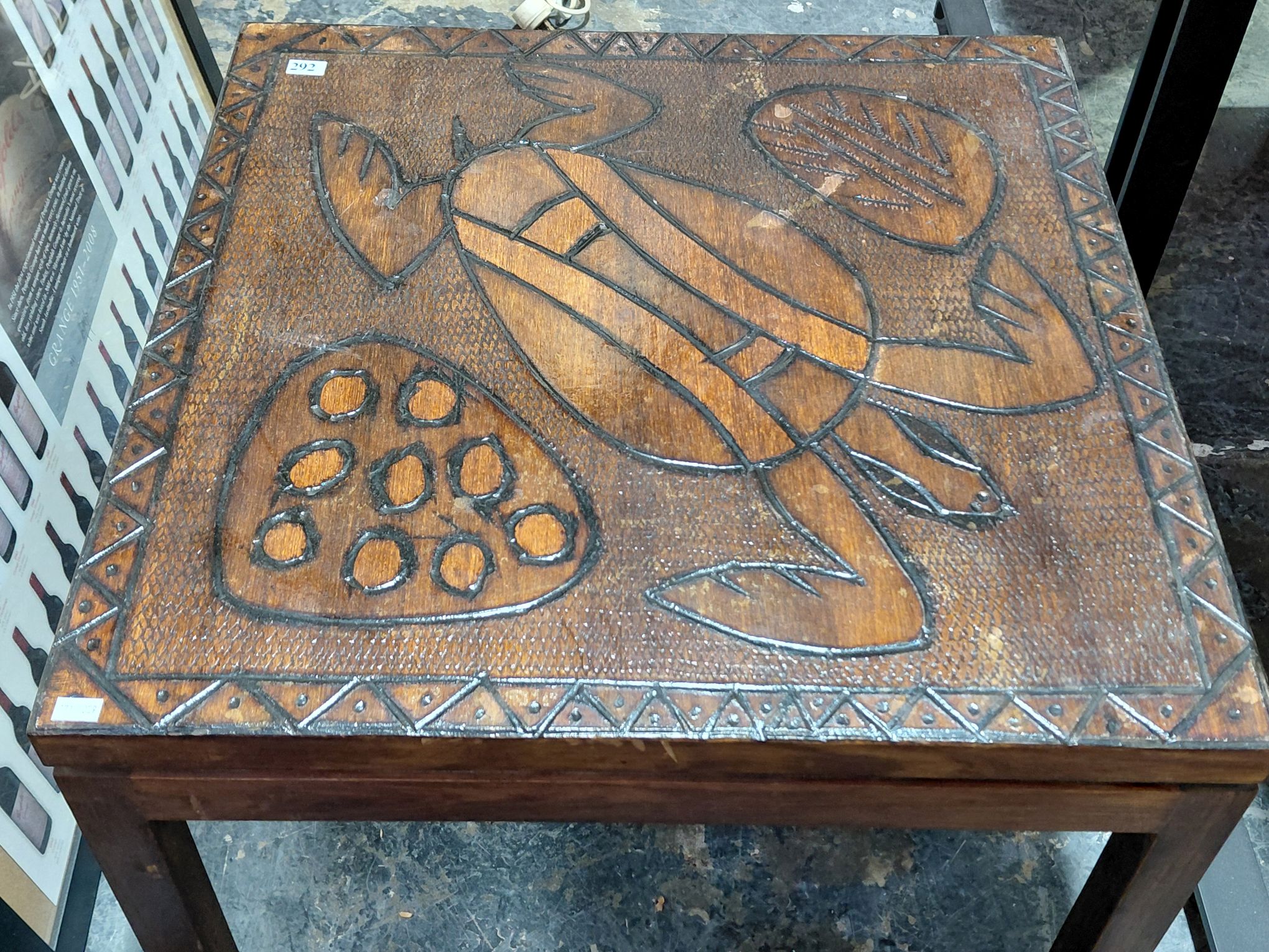 292 · CARVED TURTLE OCCASIONAL TABLE
