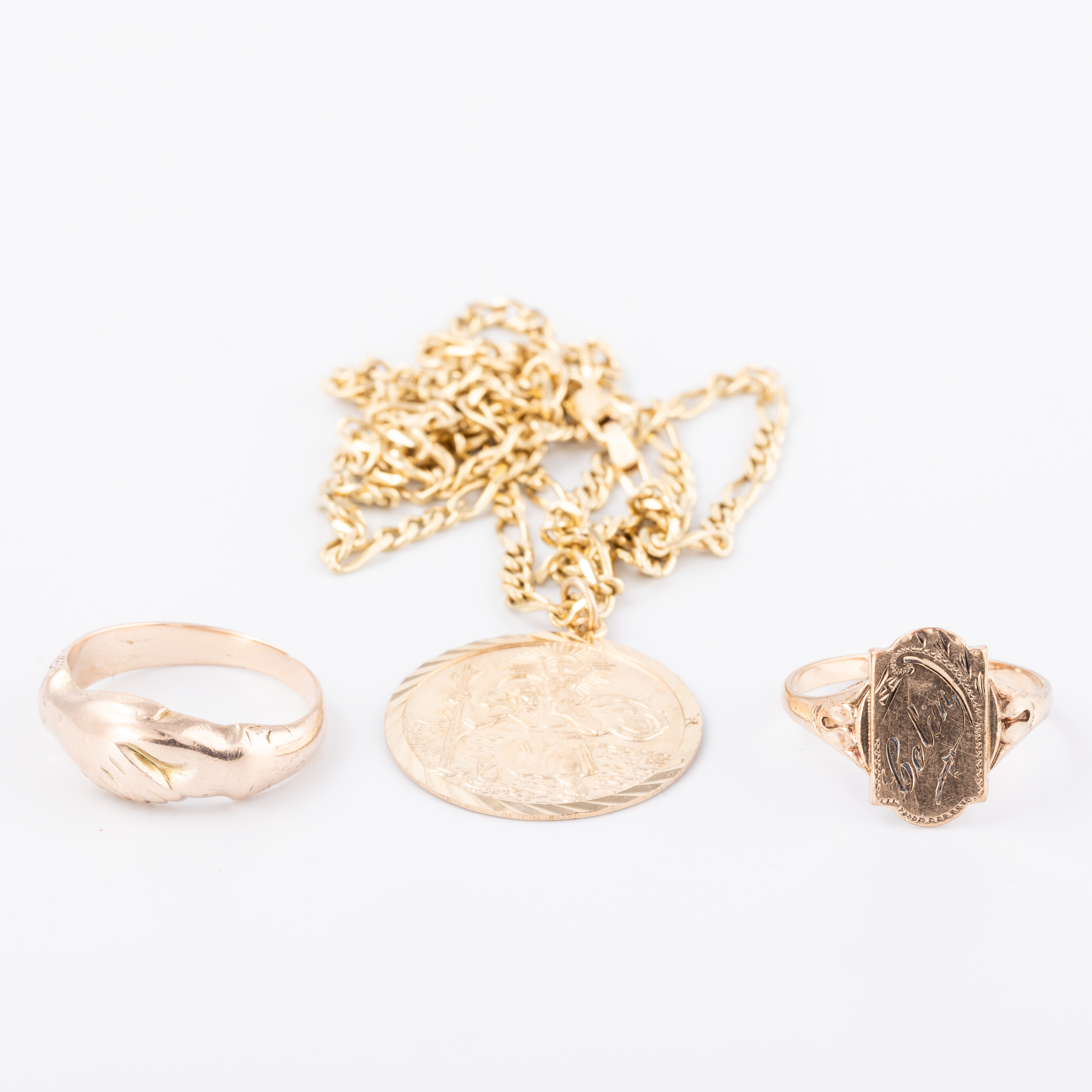 Two Signet Rings & Pendant with Chain 9ct Gold