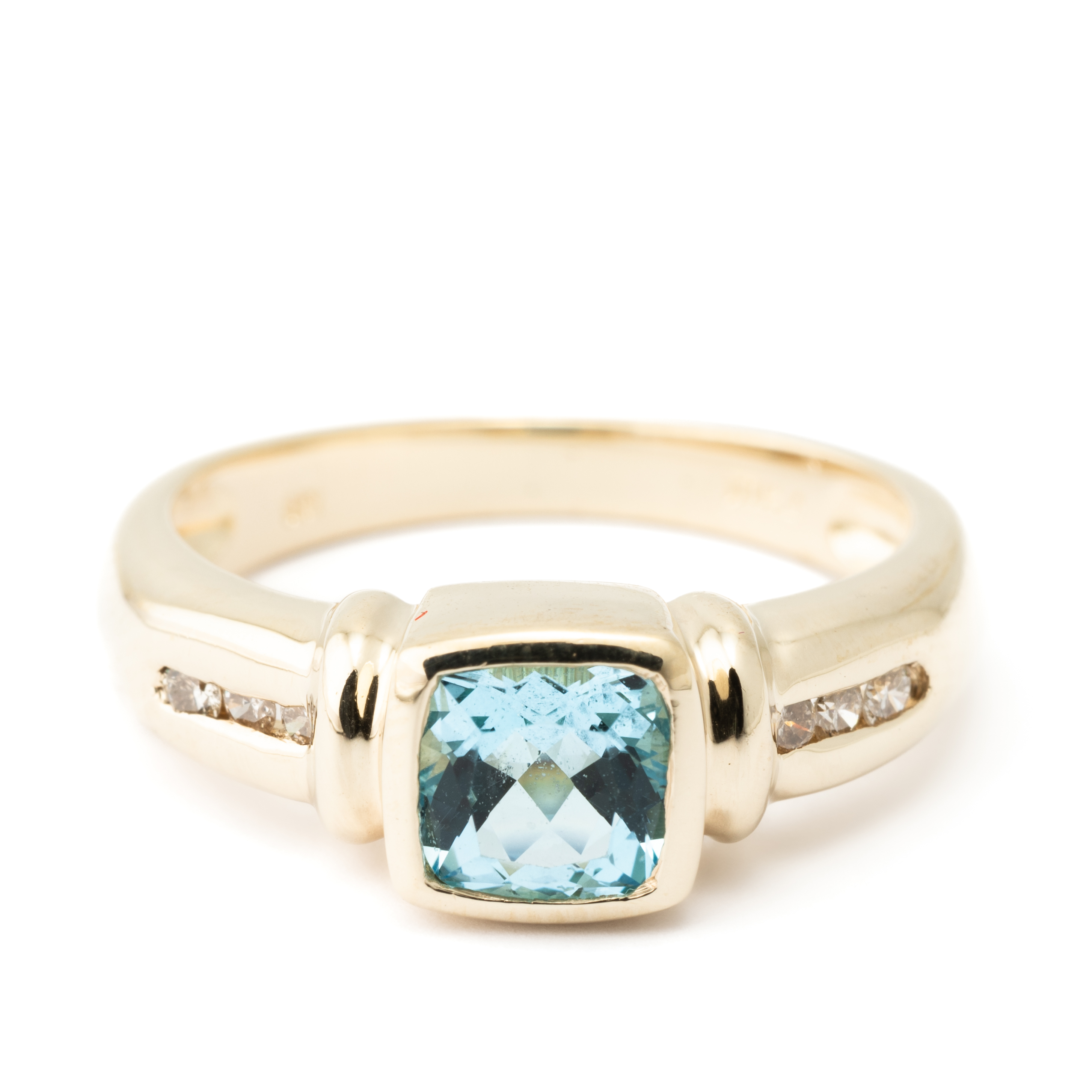 244 · 9ct Gold Topaz & Diamond Ring
