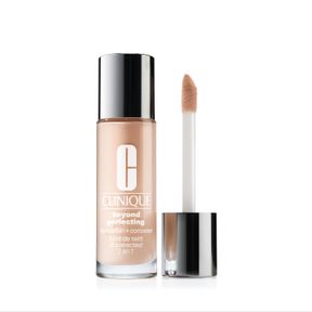 CLINIQUE BEYOND PERFECTING LIQUID LIGHTWEIGHT FULL COVERAGE FOUNDATION + CONCEALER FOR DRY COMBINATION TO OILY SKIN TYPES