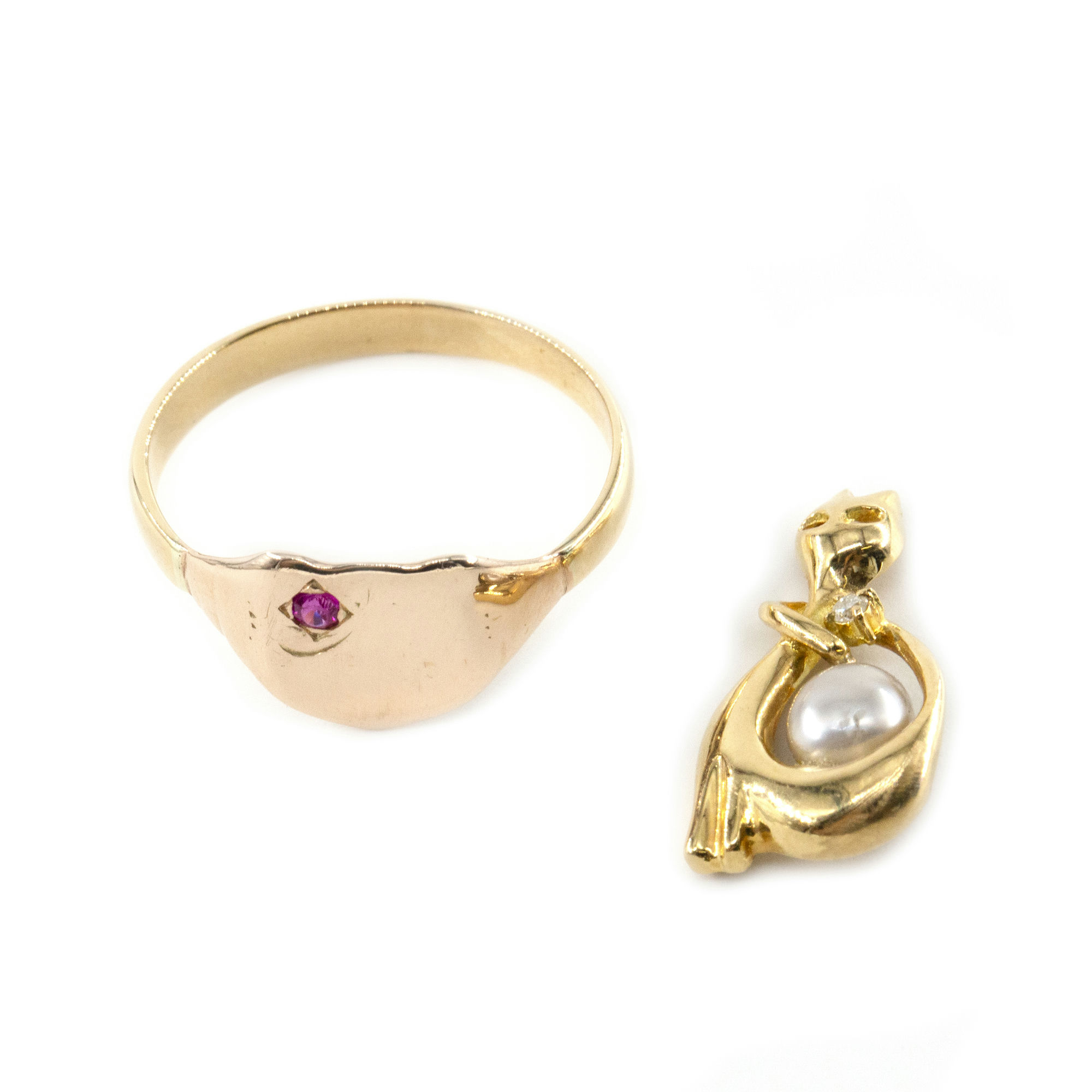 Cat Pendant & Signet Ring 18ct Gold,