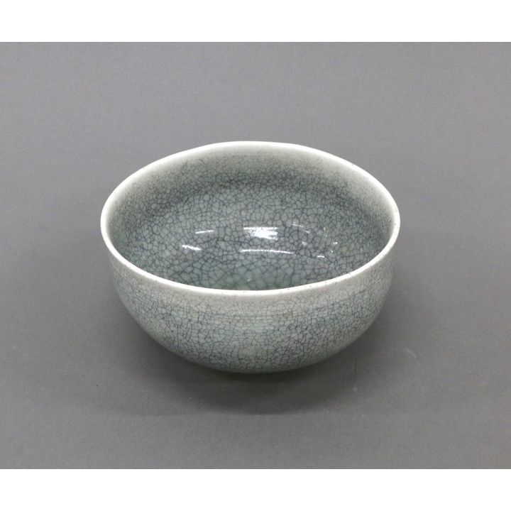 Len Castle - Celadon crackled glaze oval bowl