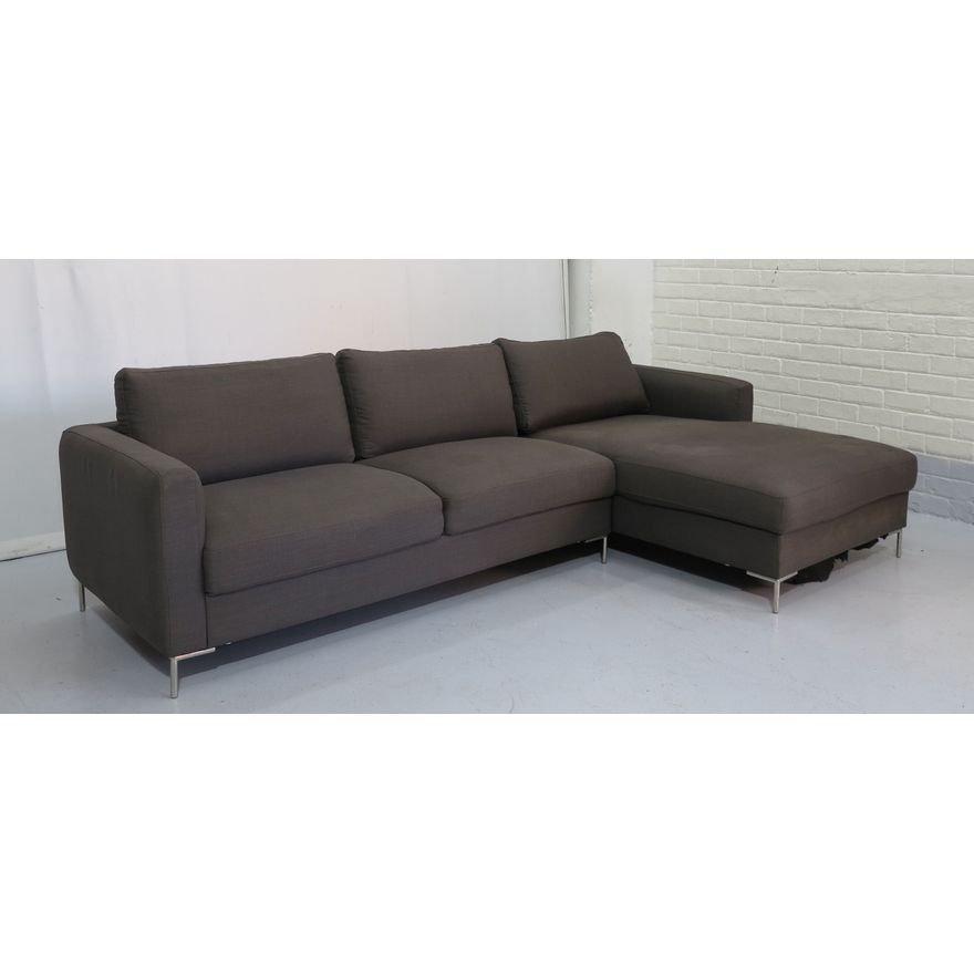 UPHOLSTERED L-SHAPED SUITE