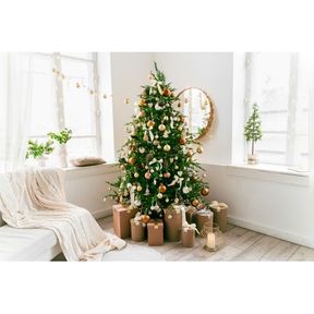 Oxford Pine: Prelit 210cm Christmas Tree Premium Artificial Christmas Tree |
