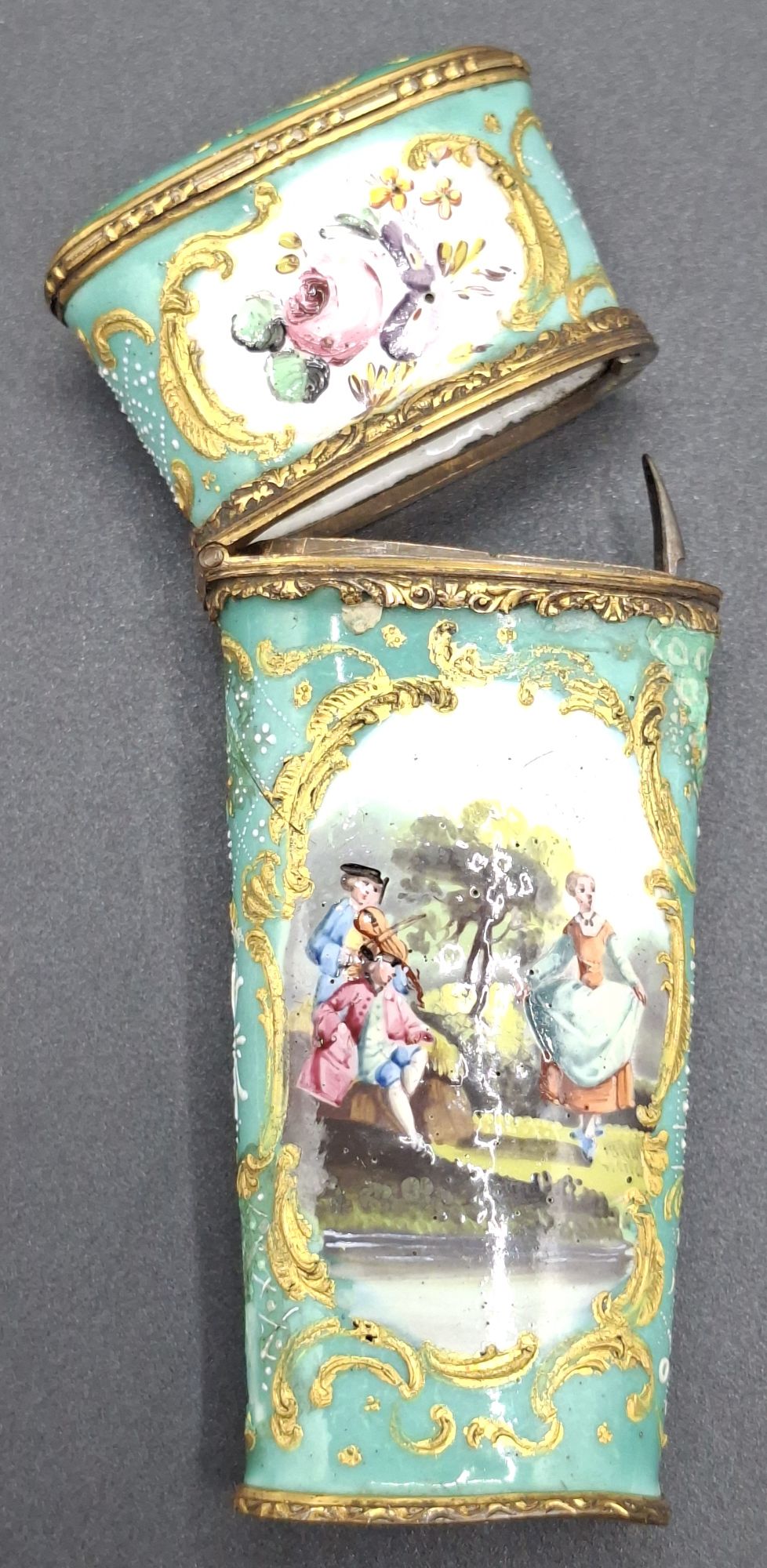 141 · ANTIQUE ENAMEL ETUI