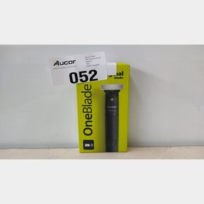 PHILIPS ONEBLADE - 2 COMB USB CHARGING