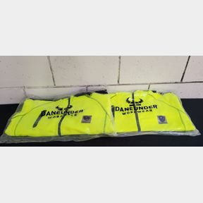 New Daneunder size M yellow Rainguard zip jackets