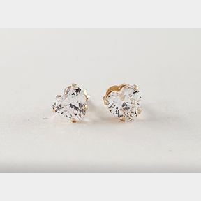 9CT YELLOW GOLD STUDS WITH HEART SHAPED CUBICS - 51929/3492