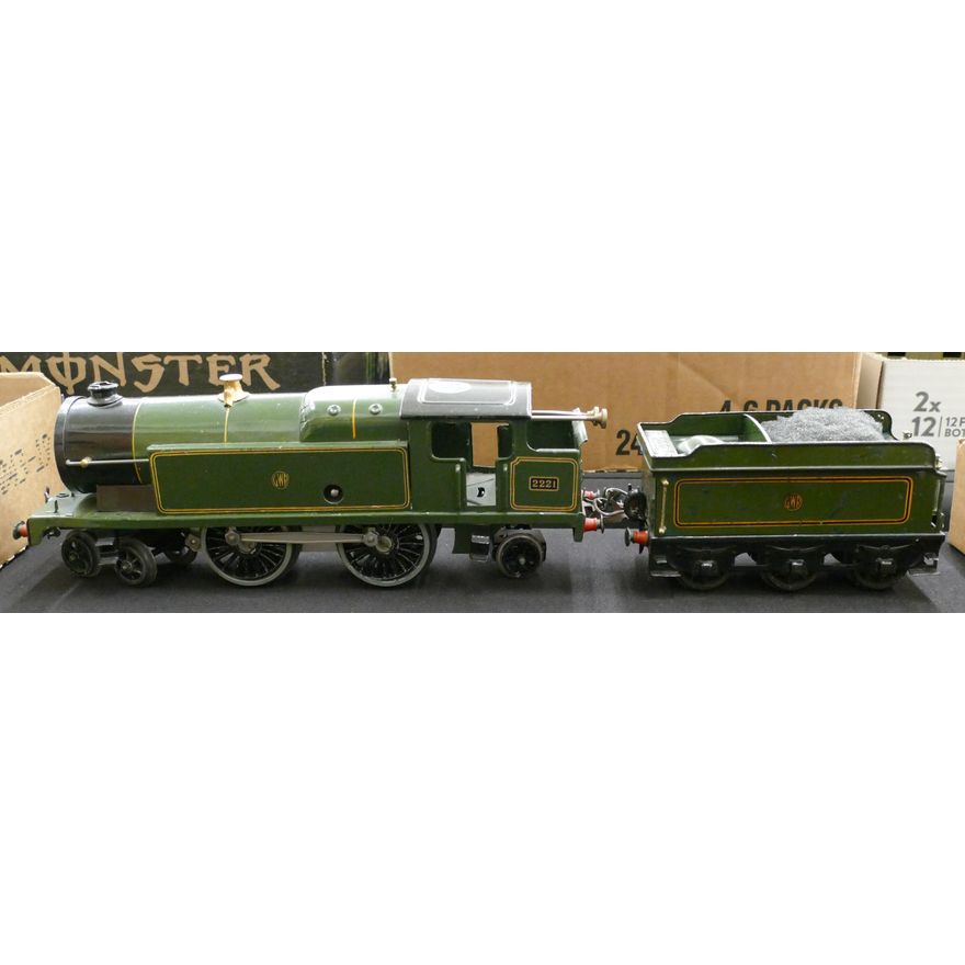 Hornby GWR 2221 Train Engine with Tender