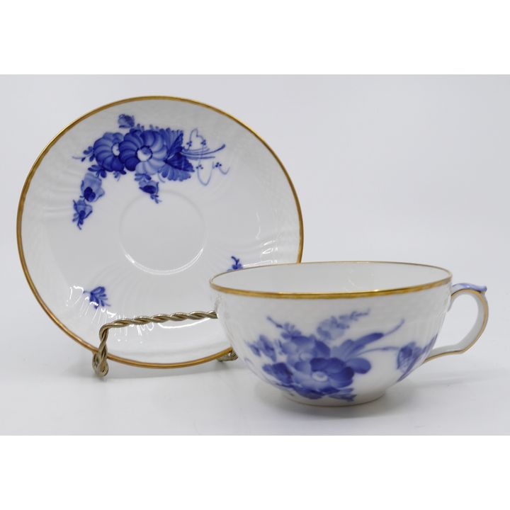 12pc Royal Copenhagen Blue Flowers (Curved) Flat Cups & Saucers, #1551