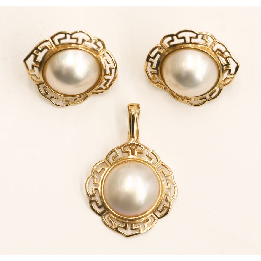Chinese 14k Mabe Pearl Earring and Pendant Set