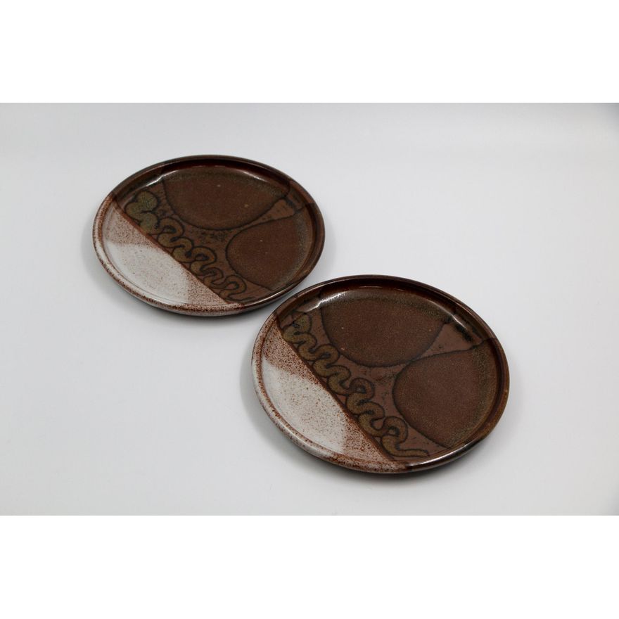 Brian Gartside - Two pottery plates