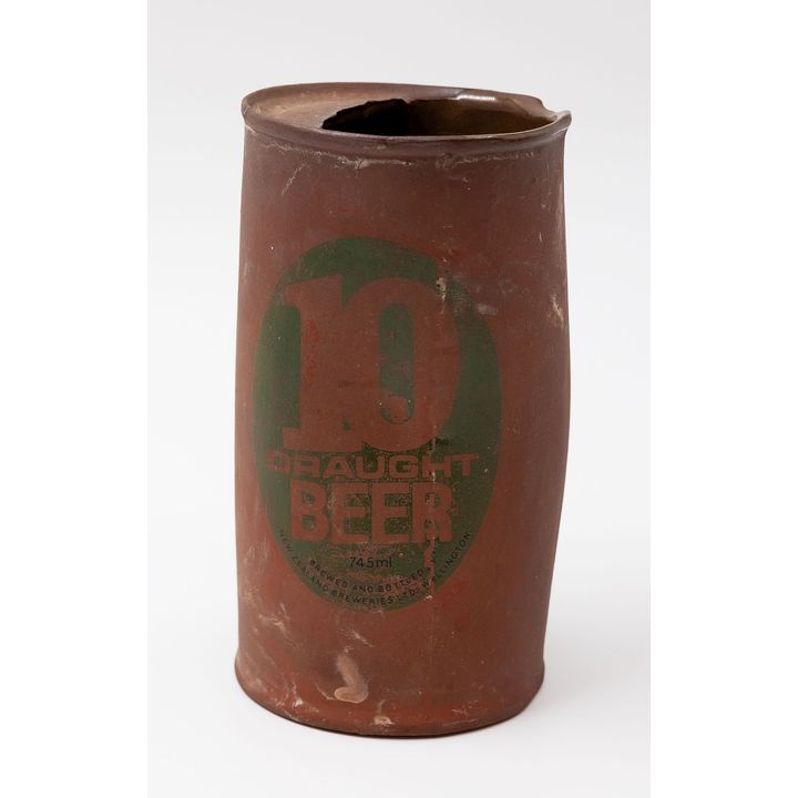Peter Lange - '10 Draught Beer Can' beaker