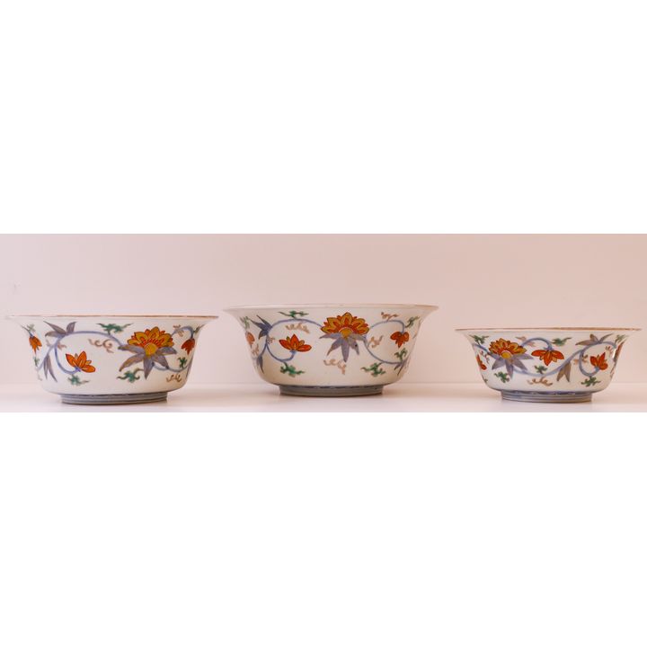 3pc Set Japanese Meiji Imari Stacking Bowls- 7.5''  to 10'' diameter