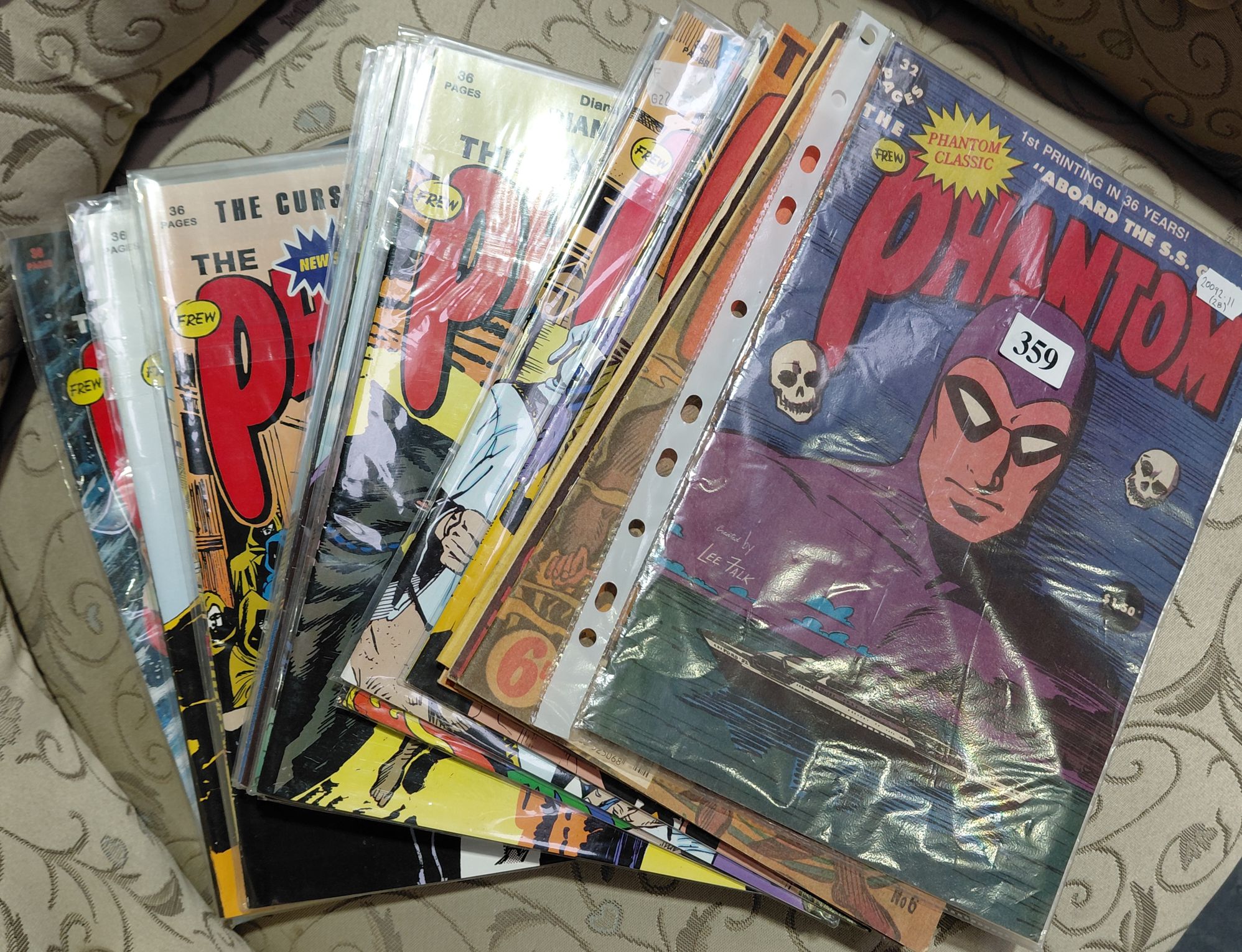 359 · 28 PHANTOM COMICS
