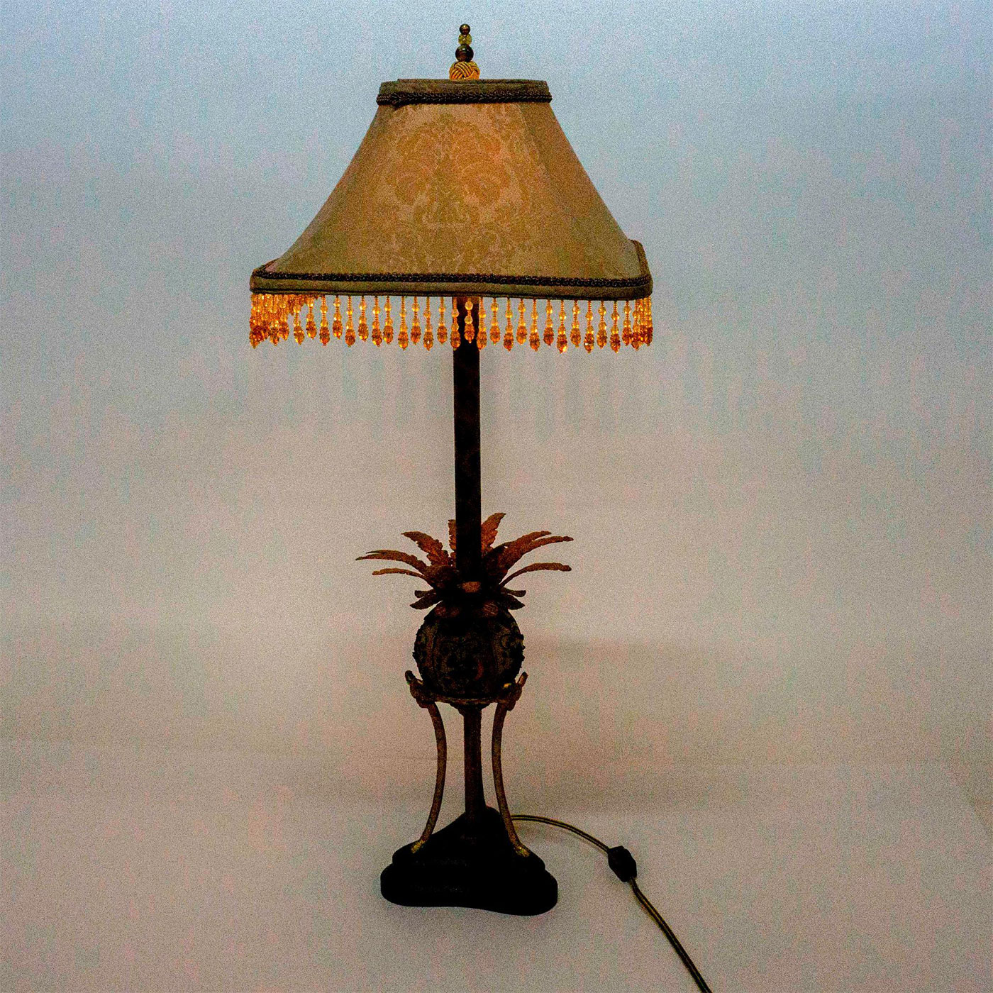 Frederick Cooper Decorative Lamp with Shade | Lion and Unicorn