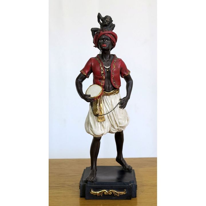 RESIN FIGURE