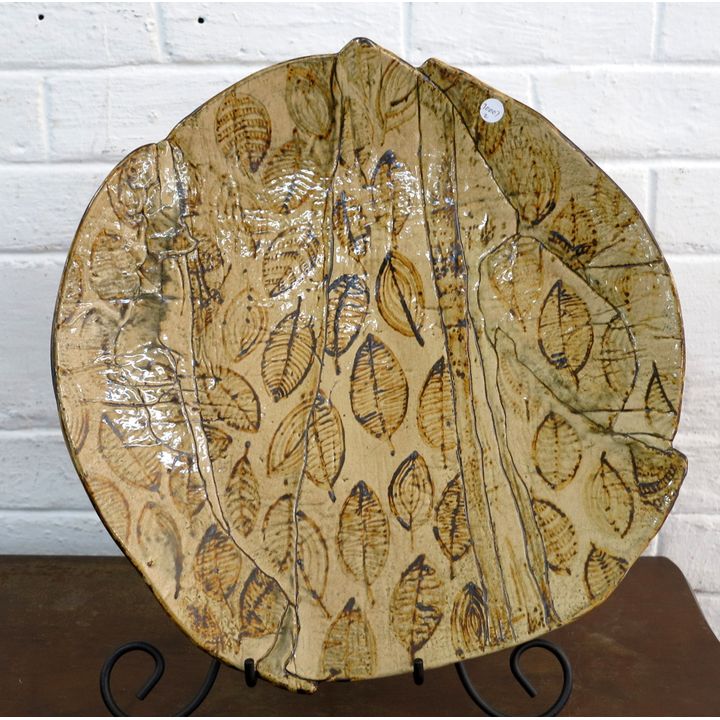 RORKE'S DRIFT POTTERY CHARGER