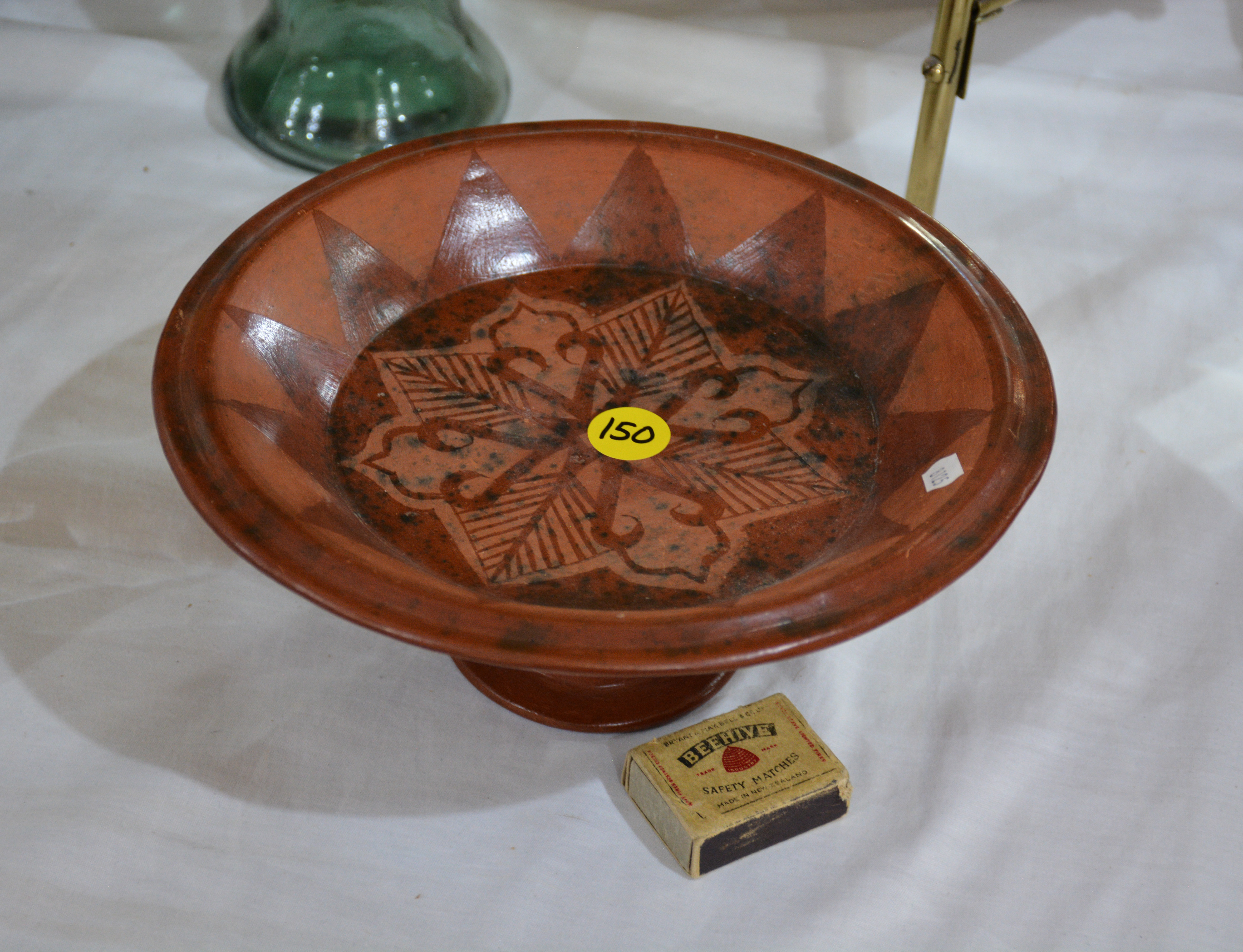 Sasak Pottery Earthenware Standing Dish — NZ auction result