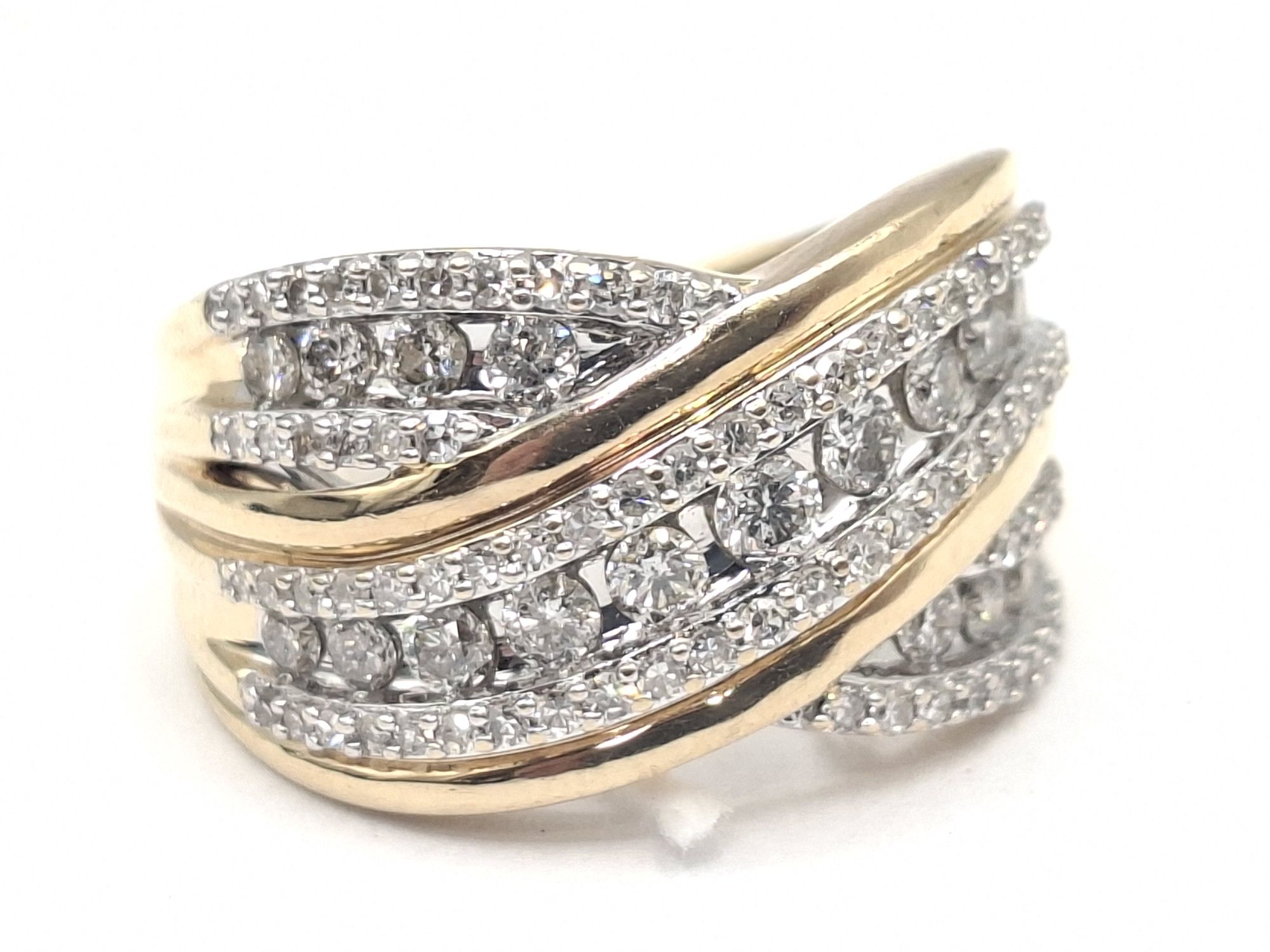 10ct Gold Diamond Ring