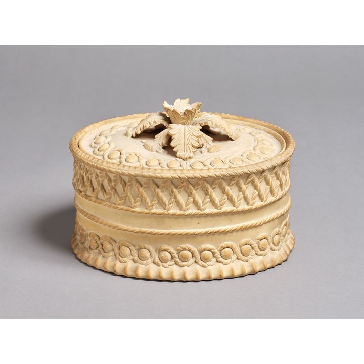 English Majolica ware tureen