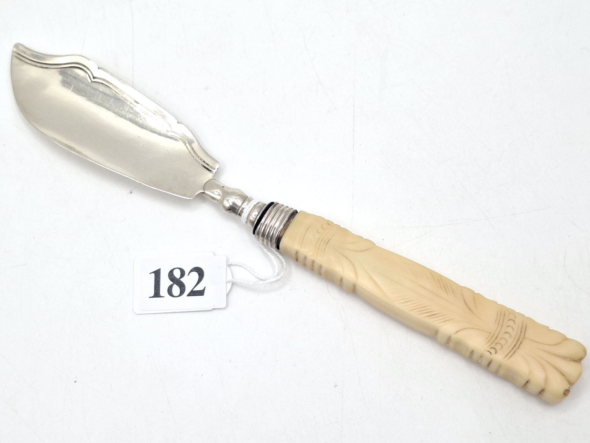 182 · GEORGIAN STERLING SILVER BUTTER KNIFE