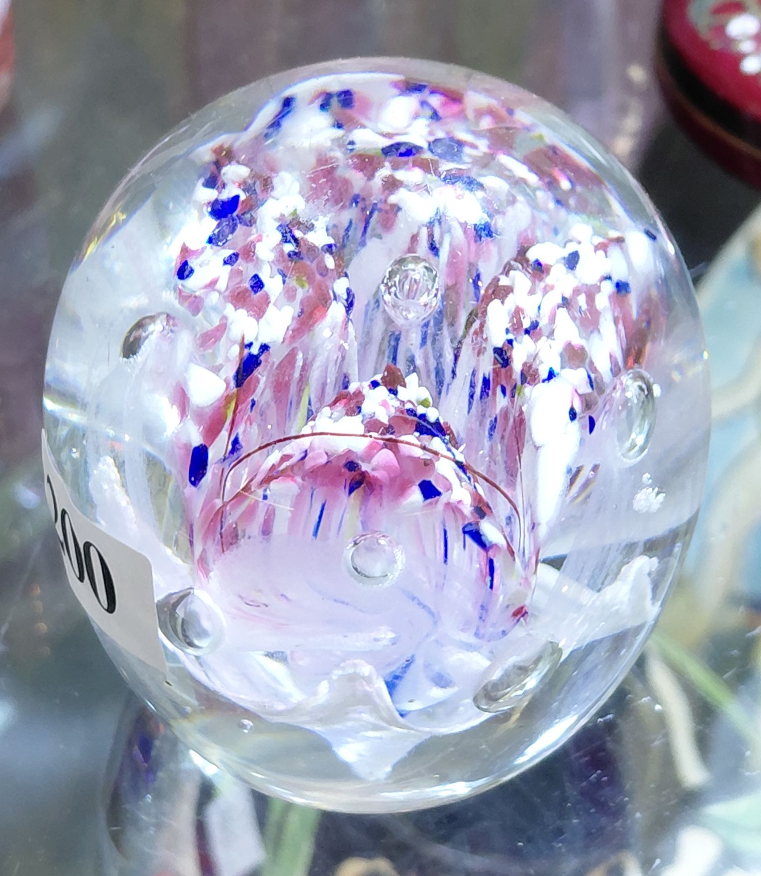 200 · ART GLASS PAPERWEIGHT