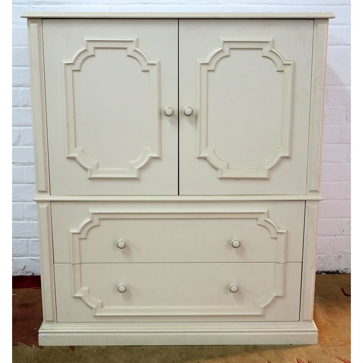 TELEVISION CABINET