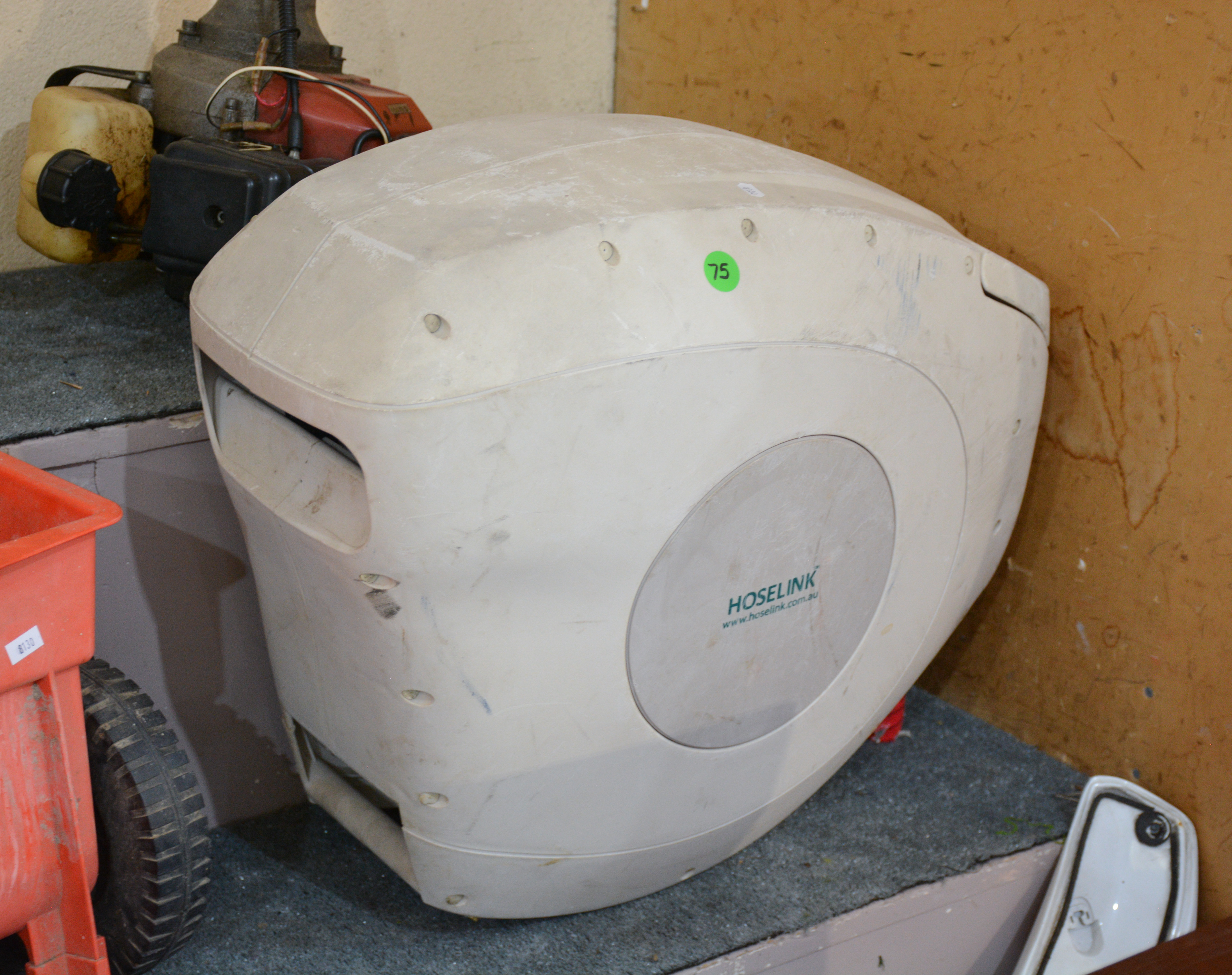 Retractable Hoselink — sold at auction in New Zealand for $25