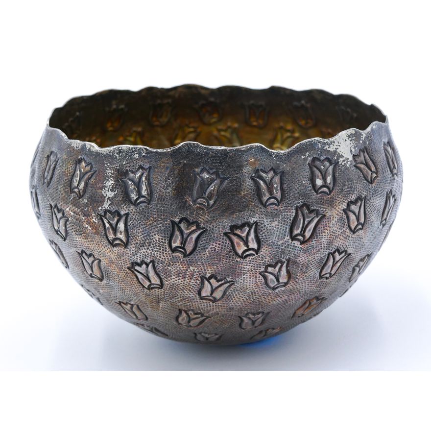 Hammered Floral Silverplated Art Bowl 6'' - Unsigned